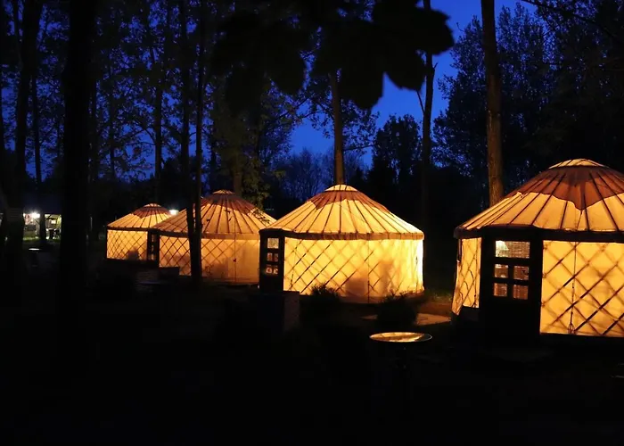 Oeko Es Glamping 럭셔리텐트